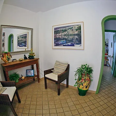La Veduta * Scilla