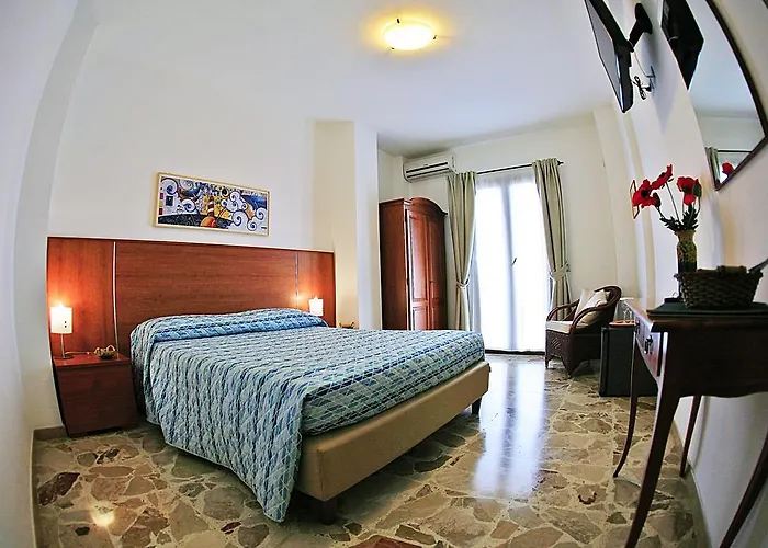 Alojamento de Acomodação e Pequeno-almoço La Veduta 4*