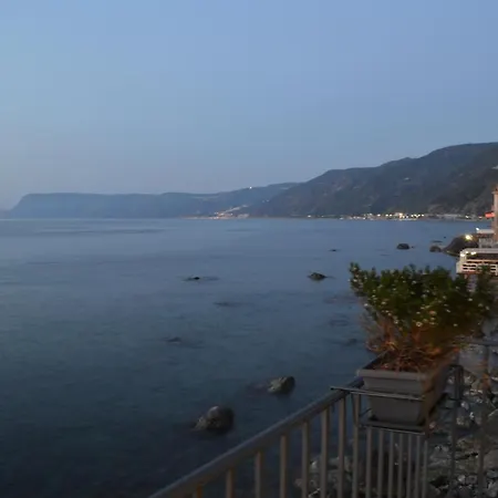 La Veduta Alojamento de Acomodação e Pequeno-almoço Scilla